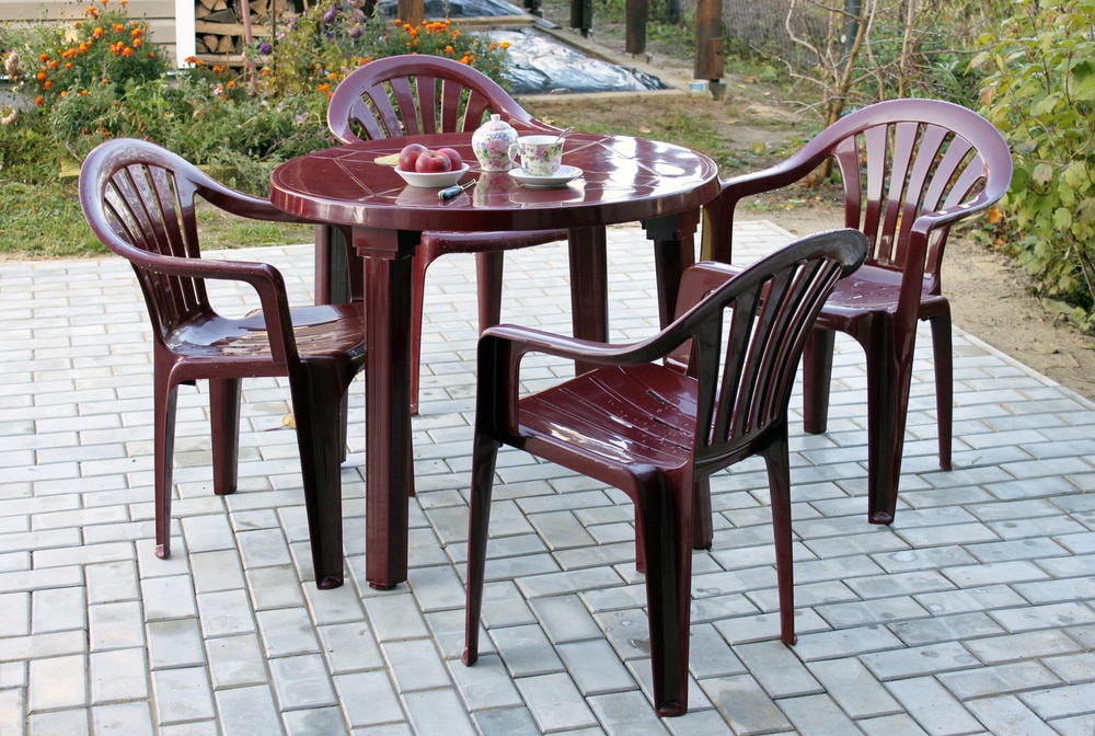 Kunststoff-Gartenmöbel